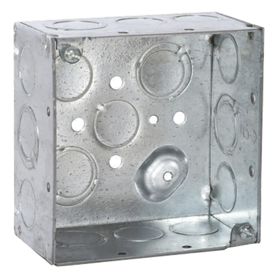 Caja Cuadrada Galvanizada de 4\" x 4\", profundidad de 2 1/8\". Cuenta con 10 KO de 1/2\" y 6 TKO (1/2\" - 3/4\"))