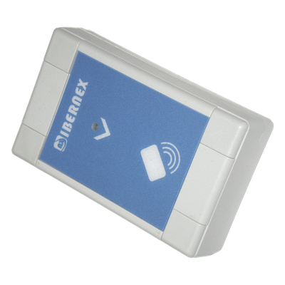 Lector rfid 125khz/ Control de accesos y presencia/ 3 entradas y 1 salida colector abierto/ montaje de superficie