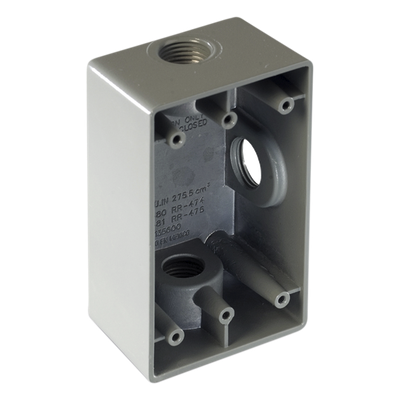 Caja Condulet FS de 1/2\" ( 12.7 mm) con tres bocas a prueba de intemperie.