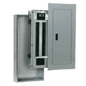Tablero de alumbrado P1, 18 circuitos, Barras en aluminio 250 AMP, Frente de sobreponer, Sin zapatas principales.
