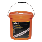 Cinta de Tracción Plana Prelubricada / 396 m (1300 pies) / Resistencia 816 kg / Cubeta con Tapa