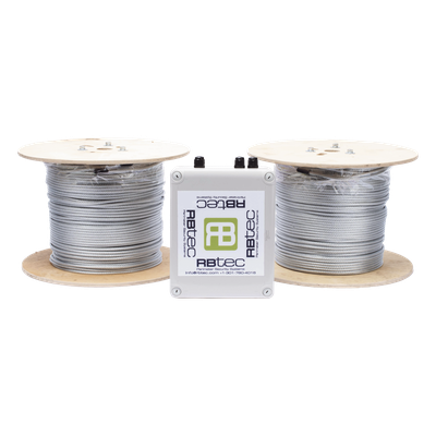 Cable Sensor Perimetral IRONCLAD / 610 m (2,000 ft) / 2 Zonas / Cerca Ciclónica / Sin Falsas Alarmas por Viento / Tarjeta LPU400 / Calibración por Software