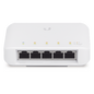 Switch UniFi FLEX de 5 puertos para semi-exterior IP55 (1 x PoE de entrada 802.3af/at/bt y 4 puertos PoE de salida 802.3af)