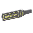 Detector de Metales Portátil / Sensibilidad Ajustable / Alarma Audible y Vibración / Resistente a Caídas 90 cm (2.95 ft) / Batería 9V Incluida