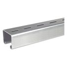 Unicanal Perforado / 4 x 4 cm / Calibre 16 / 3 m (9.8 ft) / Pregalvanizado Electrolítico / 1.5 mm Espesor