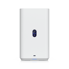 NAS Compacto de Escritorio / 2 Bahías 3.5\" SATA / Puerto 2.5 GbE / USB-C 5 Gbps / PoE++ 60 W / Pantalla LCD 1.47\"