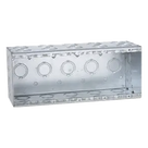 Caja Multigang / 5 Gangs / 3.5 in (8.89 cm) Profundidad / 29 Entradas 1/2 - 3/4 in