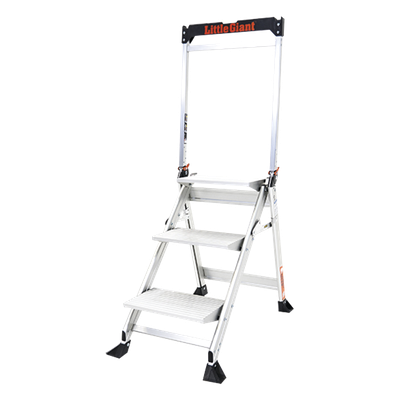 Escalera de Tijera / 3 Peldaños Jumbo / Altura 0.67 m (2.2 ft) / Capacidad 170 kg (375 lbs) / Barra Anti-caídas / Almohadillas Antideslizantes