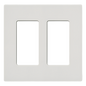 Placa de pared de 2 espacios sin tornillos visibles en acabado Snow satinado, compatible con atenuadores e interruptores Lutron Maestro, Diva, Claro y controles Pico
