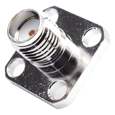 Conector SMA Hembra, Montaje de Panel Cuadrado, 4 Perforaciones, Soldable, Niquel/ Oro/ Teflón.